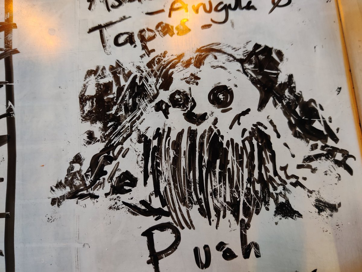 IdeaHorrid's tweet photo. @BrujaNumi @hip_trashh Yo mato por verla :((( pero no está en los cines aún :((( mi hiperfijación es demasiada, hasta dibuje el monstruo en el trabajo ahhhh https://t.co/65Pa5EYpCh