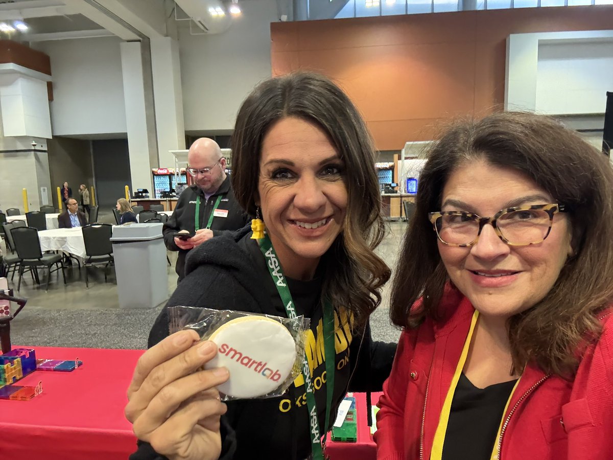 Great time chatting about building students #STEMIdentity and more! Come by to visit our SmartLab team at Booth 1050🤠<a href="/SmartLab_tweets/">SmartLab</a> #NCE2026 <a href="/AASAHQ/">AASA</a>