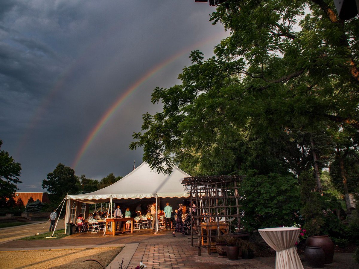 Wedding Reception Tent at The Gardens of Castle Rock - a Minnesota Wedding and Event Center - 📸 thegardensofcr #TheGardensofCastleRock #CastleRockGardens #MNOutdoorWedding #MNWeddingFarmington #MNVenue buff.ly/sYuenAe