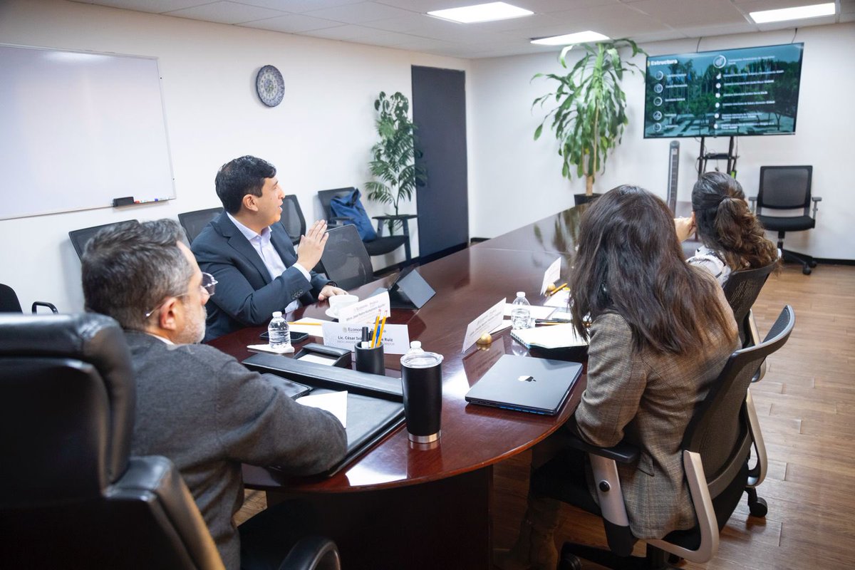 Pedro Kumamoto tweet media