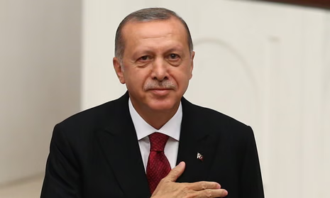 etkiIihaberyeni's tweet photo. Cumhurbaşkanı Erdoğan'ın yarın Boğaziçi Üniversitesi'ne yapacağı ziyaret nedeniyle kampüs kapatıldı ve derslerin online yapılmasına karar verildi. https://t.co/TwgX7o5SDf