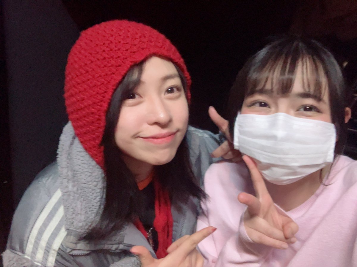 pacterrr's tweet photo. 2日目も満席で、作品も好評で、ほんとただ幸せだ…
素敵な感想は　#星を食べる女 
明日がくるのが楽しみ🫶
14時〜と19時〜、お席あるって！見逃さないでね🌌
チェキもバンバン手に入れたってください🙏

ゆうあくんが金平糖くれた…森下先輩🥺✨
みかねぇも来てくれて嬉しすぎ！酒を沢山貰いました🤣❤️ https://t.co/XH8aNFkqMv