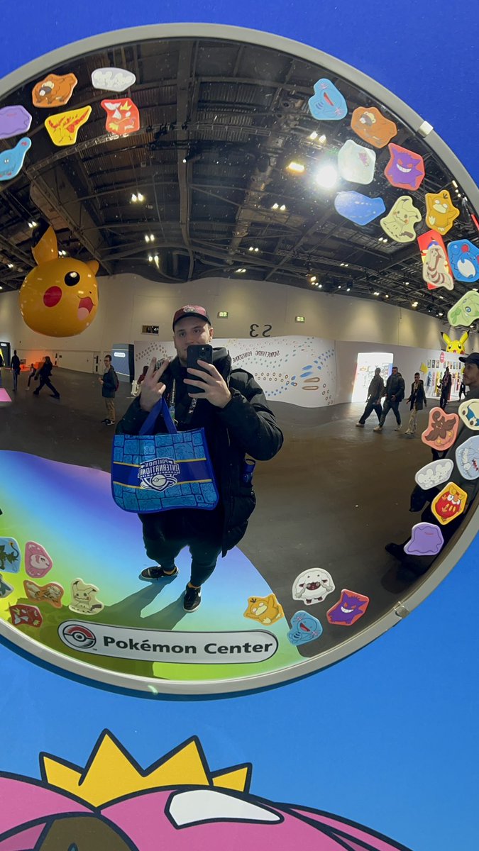 ~~Chris~~ tweet media