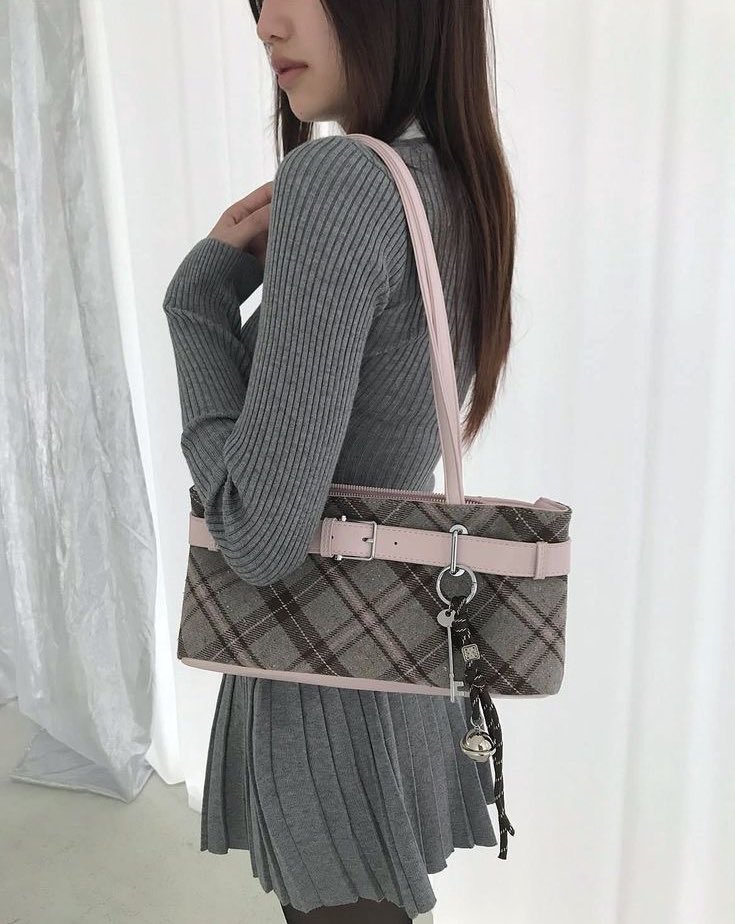 khai ⋆ tweet media