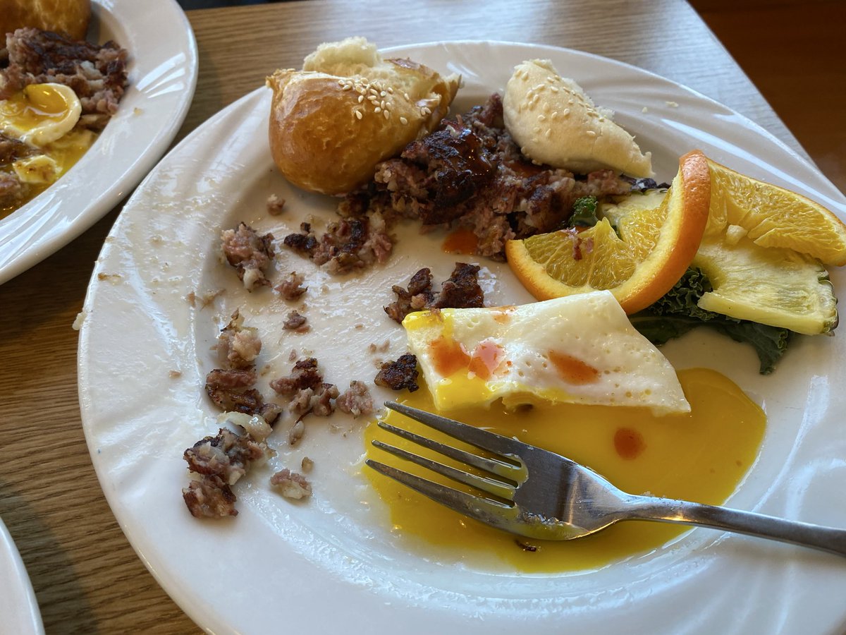 Say yes to heaven, say yes to hot sauce on corn beef hash