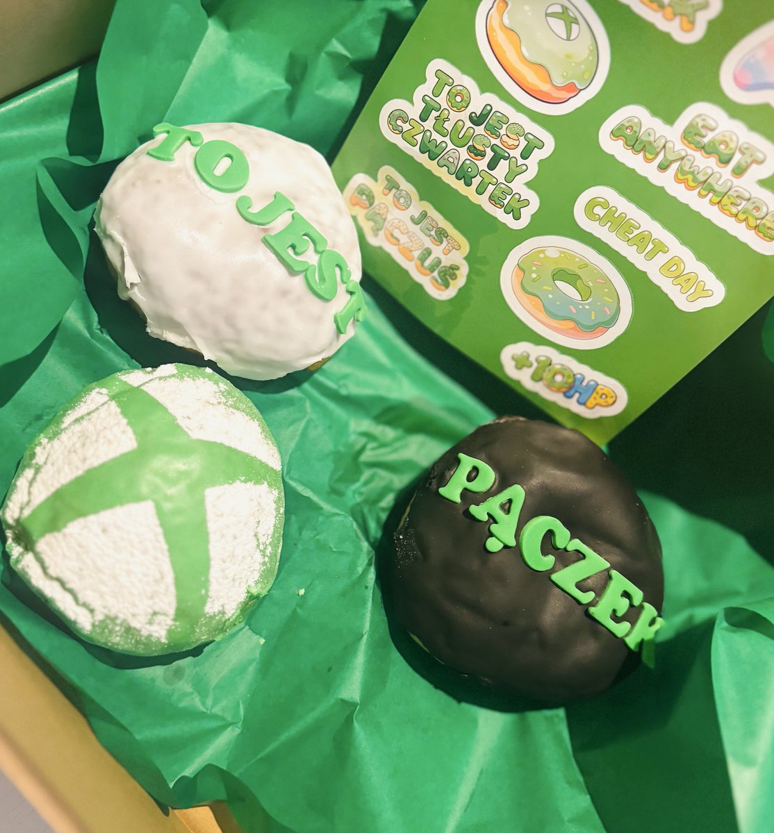 Ufff, jak dobrze że dziś dzień treningowy… Dzięki za dostawę w pięknym stylu <a href="/XboxPL/">Xbox Polska</a> 💚