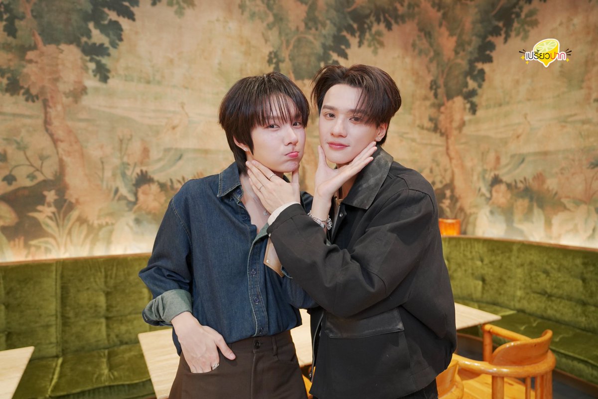 ปล่อยคลิป!!! เก่งน้ำปิงน่ารักมากกกกกก
เป็นรางวัลให้แฟนคลับที่น่ารักที่สุบบบ
Tiktok : Preawpaktv ตามไปกดหัวใจกันนน

#PreawpakXKengNamping
🔑KENGNAMPING SWEET VALENTINES DATE

#รายการเปรี้ยวปาก #เก่งน้ำปิง
#KengNamping #KengHarit
#Nampingster