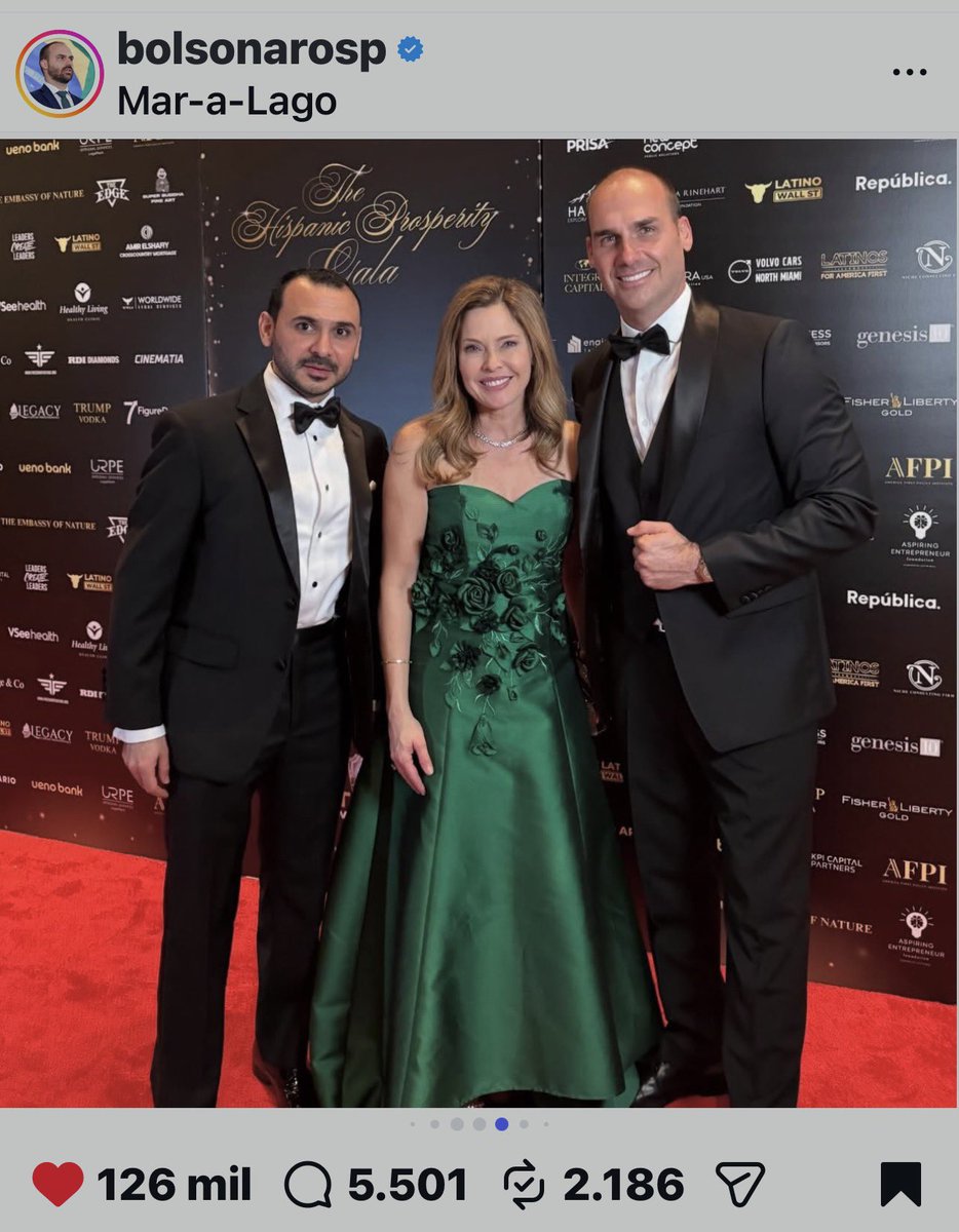Los de mi Team y mis primeros aliados en el exilio - desde finales de 2017 juntos. 

Gracias eternas, <a href="/mercedesschlapp/">Mercedes Schlapp</a> y <a href="/BolsonaroSP/">Eduardo Bolsonaro🇧🇷</a>