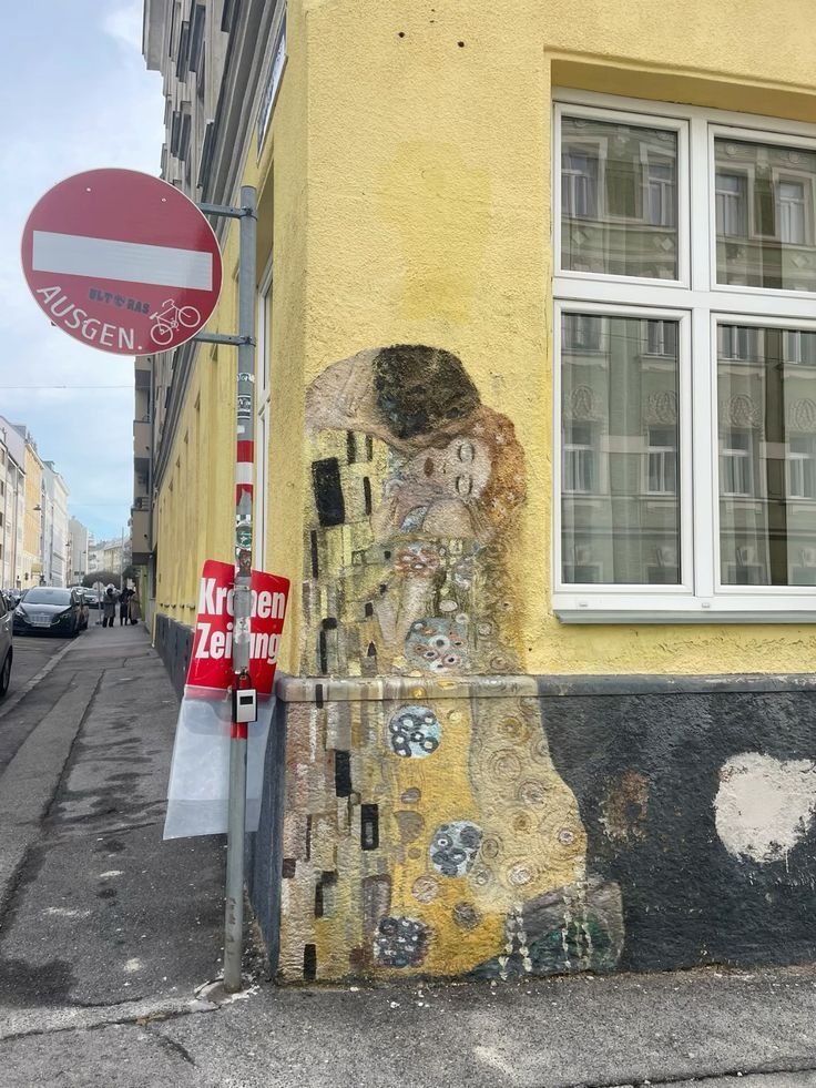 A street art piece in Vienna...

Gustav Klimt – The Kiss