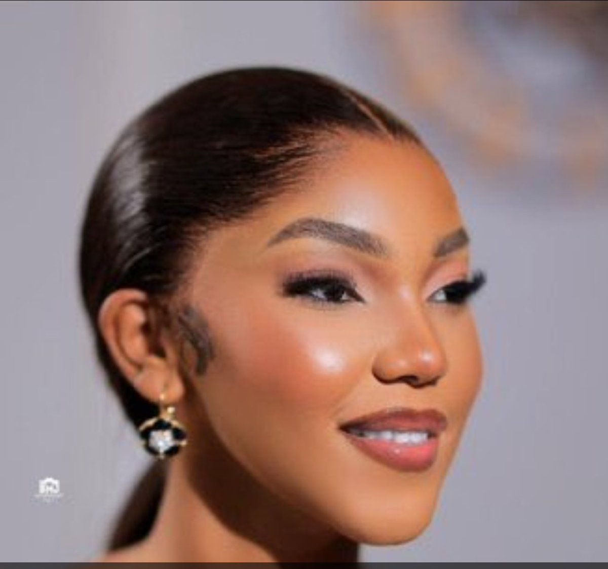 tokwauluaena2's tweet image. #RDC Cette jeune fille non identifiée aurait été enlevée dans les locaux de l’ANR lors qu’elle tentait de renouveler son passeport
La seule chose qui fonctionne dans la dictature de FélixTshisekedi ce sont les ServicesSécurité
Le patron #ANR est responsable de sa vie et sa santé