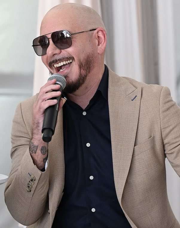 Pitbull tweet media
