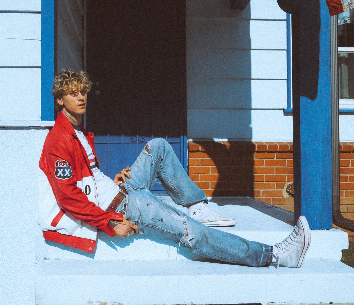 PRESALE IS LIVE! 🚨Grab your tickets now for mgk’s The Lost Americana Tour at Mystic Lake Amphitheater on June 22 with Wiz Khalifa &amp; special guest Mod Sun! Get tickets with presale code: 26MYSTIC. See you there. 🤩 livemu.sc/4a7JhoQ