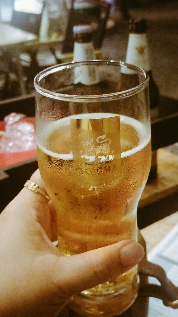 #อยากรู้ใจเธอมีฉันหรือเปล่า อยากรู้ว่าเธอได้ยินบ้างไหม ว่าเสียงใจมันบอก
ว่า #ครื้นแคมป์นั่งชิลมีFc🍻🍾💋