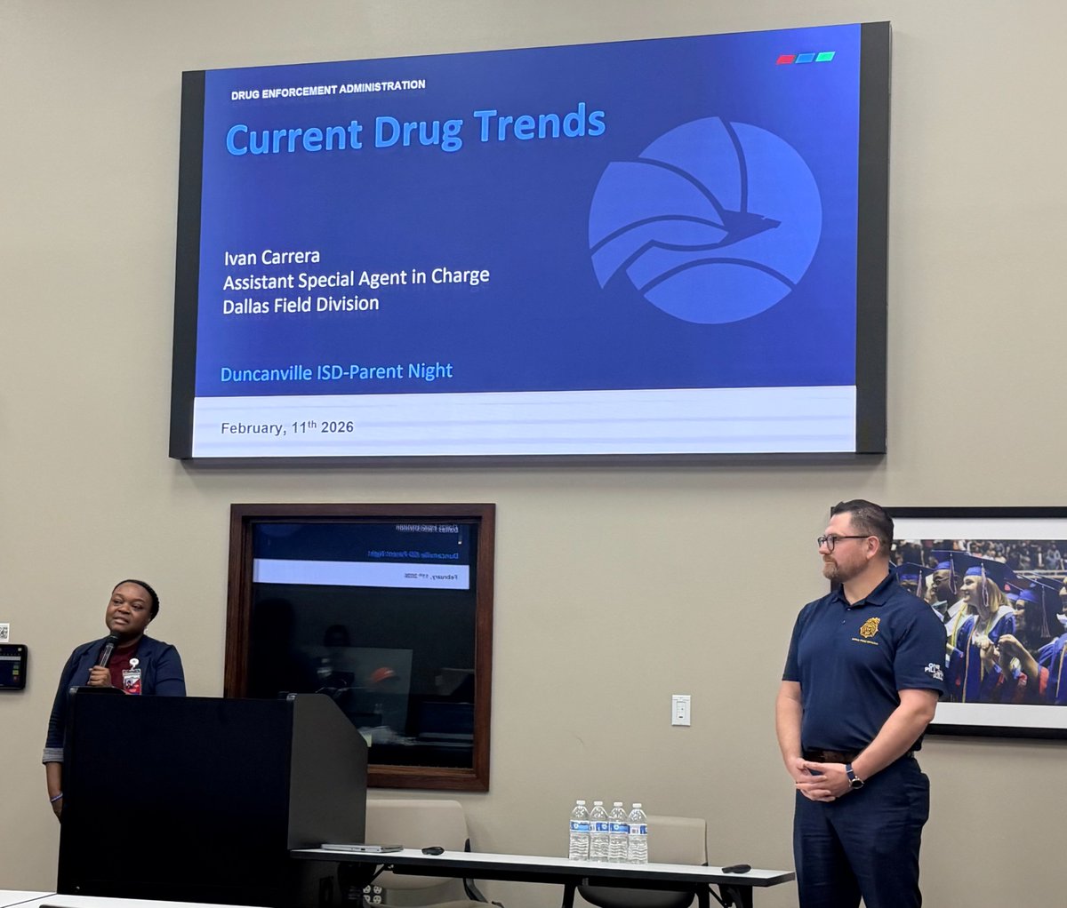 Last night, ASAC Carrera presented current drug trends to faculty, students and parents at @duncanvilleISD. The DEA Dallas Field Division would like to acknowledge the ISD’s Drug Task Force Committee and Community Partners for hosting this event. #FentanylFreeAmerica