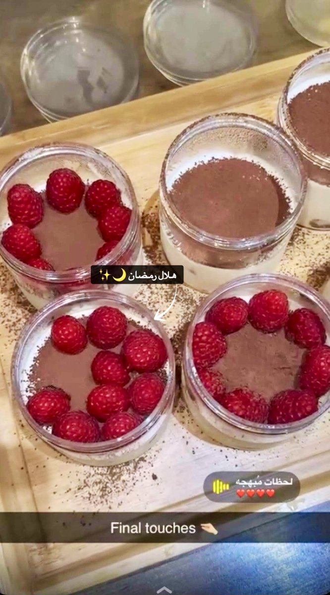 Loly𝜗𝜚 tweet media