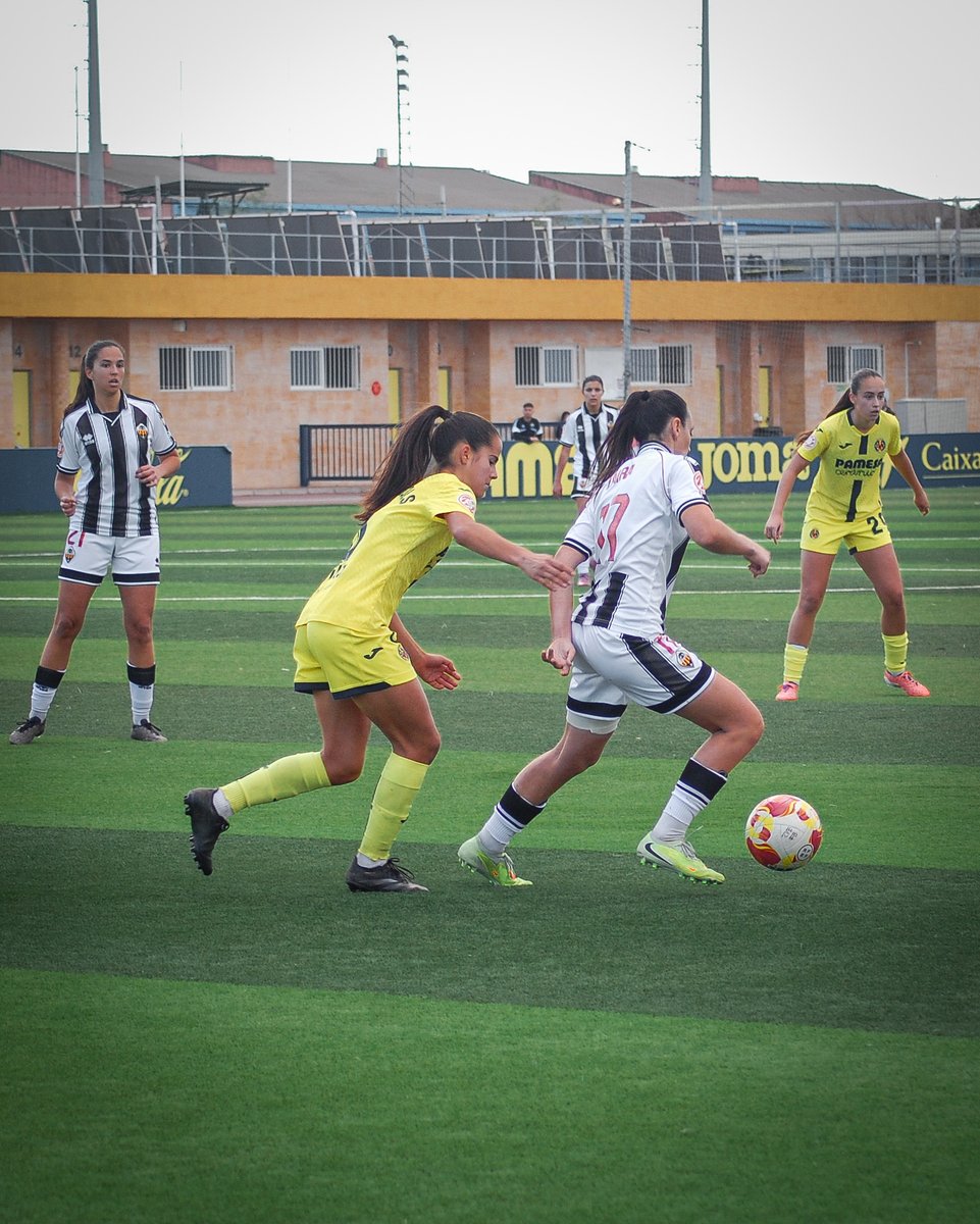 CDCastellonFem's tweet photo. ⚽ Mejores imágenes del encuentro de las chicas contra el Villarreal CF

📎 https://t.co/kSitAs4SC4

📸 @guerrerasalbinegras

#PPO👂 https://t.co/NwsIi66Dq8