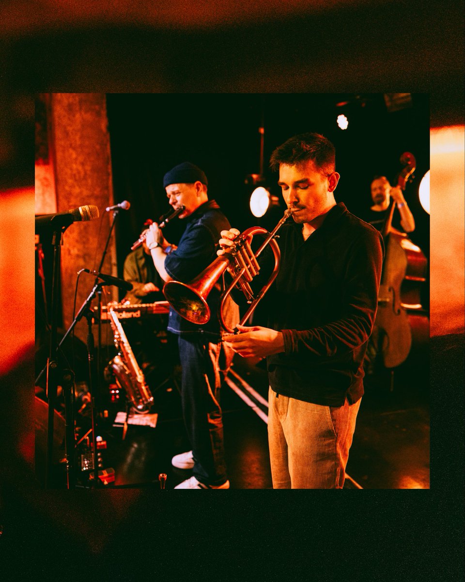 93FeetEast's tweet image. Hearts are still full. 
Thank you @ChipWickham for an unforgettable night.

#FYP #jazz #progressive #thankyou