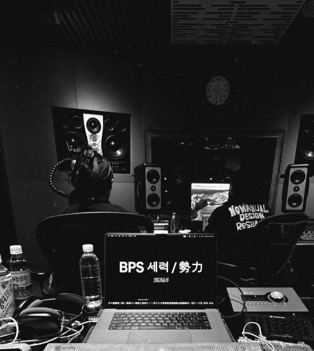 YGFacts_sprt's tweet photo. International songwriters and producers Tommy Rush, Chaz Mishan, and Rob Russell in YG Studio late January 2026. https://t.co/xD04qgdfVR