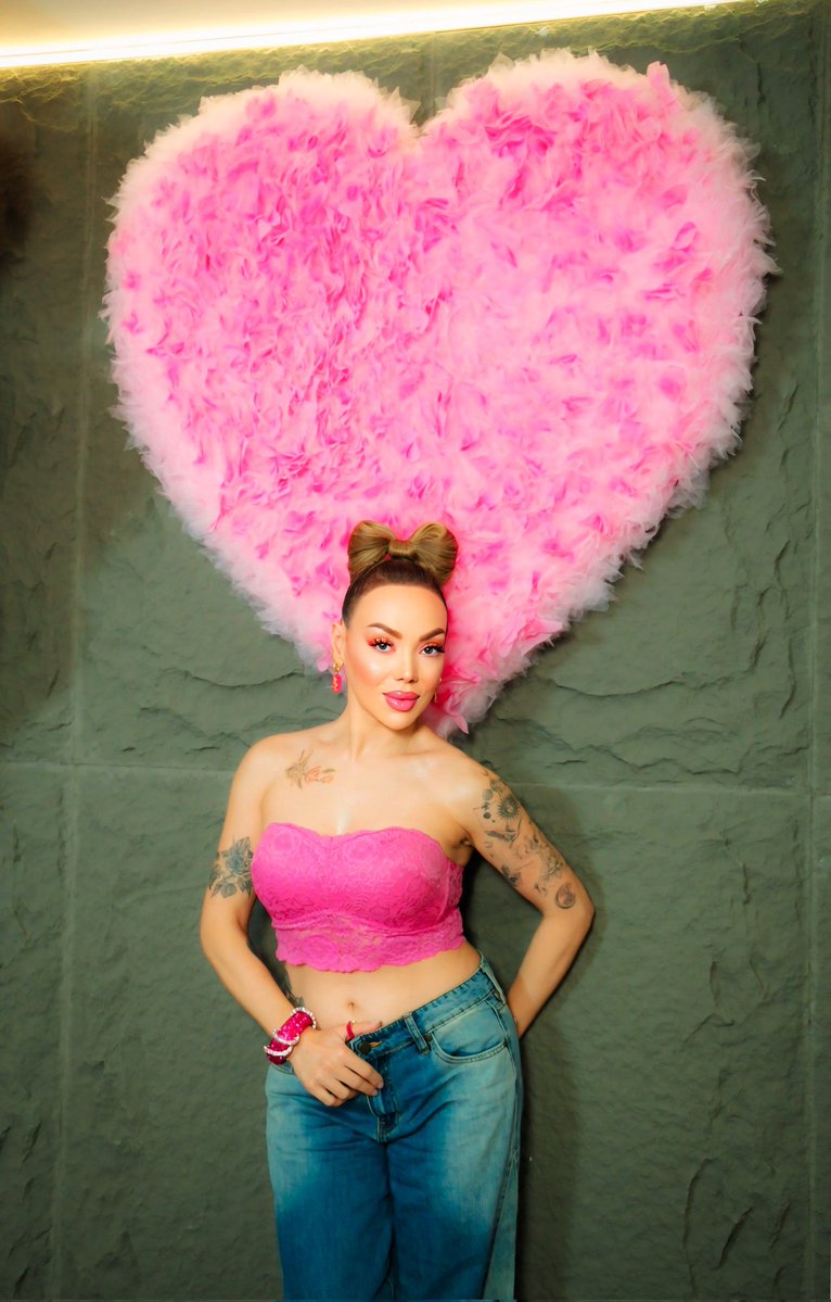 JuiceSinger's tweet image. Photo by Lianka Yan Photo 💙