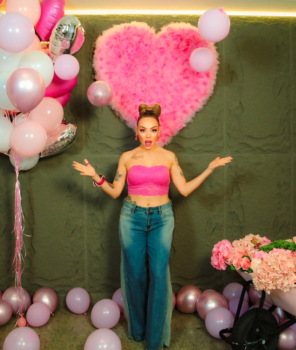 JuiceSinger's tweet image. Photo by Lianka Yan Photo 💙