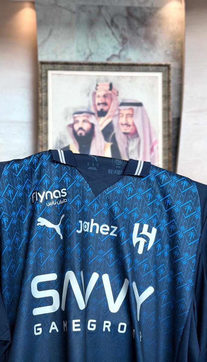 🚨🚨🚨🚨🚨🚨🚨🚨🚨💙💙💙💙

بمناسبة نزول طقم يوم التأسيس 

كالعاده سحب لكم على التيشيرت    
الشروط : 

-اضافة لـ <a href="/ghiv_aa/">Ghala</a> + <a href="/BOLAESPORTIVA/">BOLA</a>
- رتويت للتغريدة 

السحب بعد 72 ساعه من الرتويت 🥶💙💙