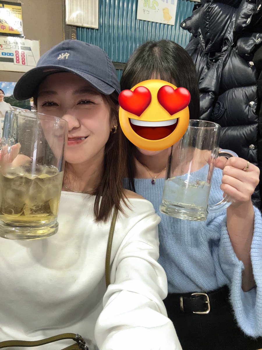 ranamaru_5's tweet photo. ぐみちと飲んでる！
みんな寝た〜？ https://t.co/LeZD2LeDwp