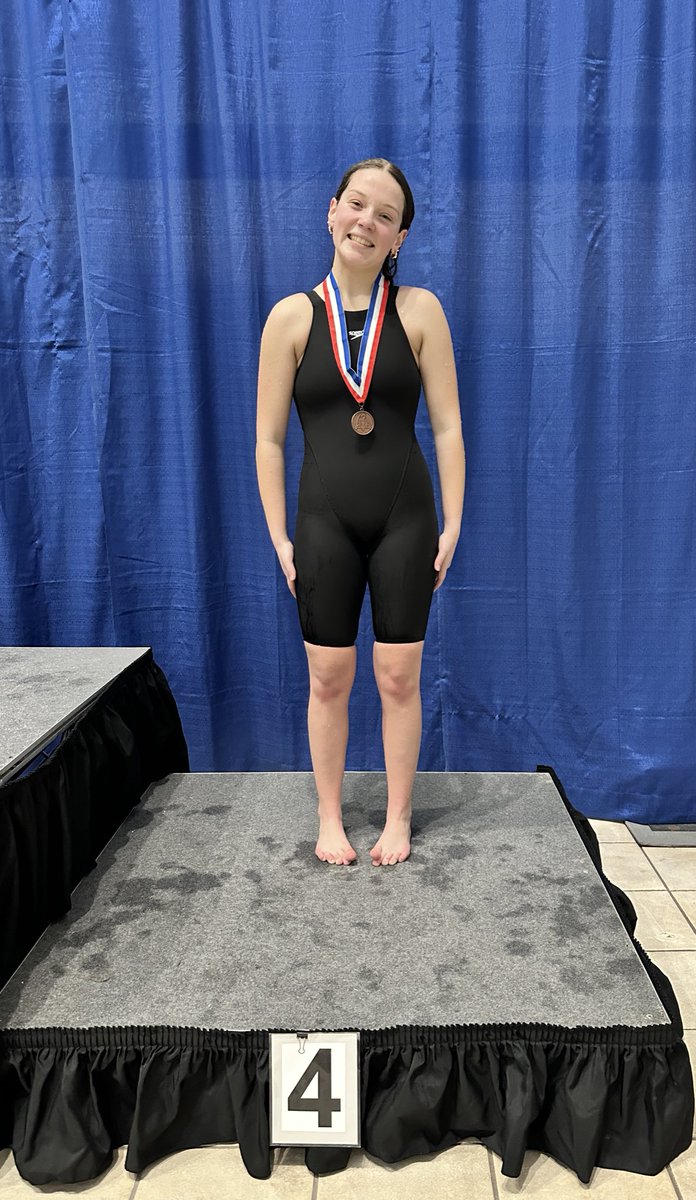 FZS_SwimandDive's tweet photo. Kyra drops 8 seconds in the 200 free earning a 4th place medal. #swimfasthavefun https://t.co/l1ABKHxYDX