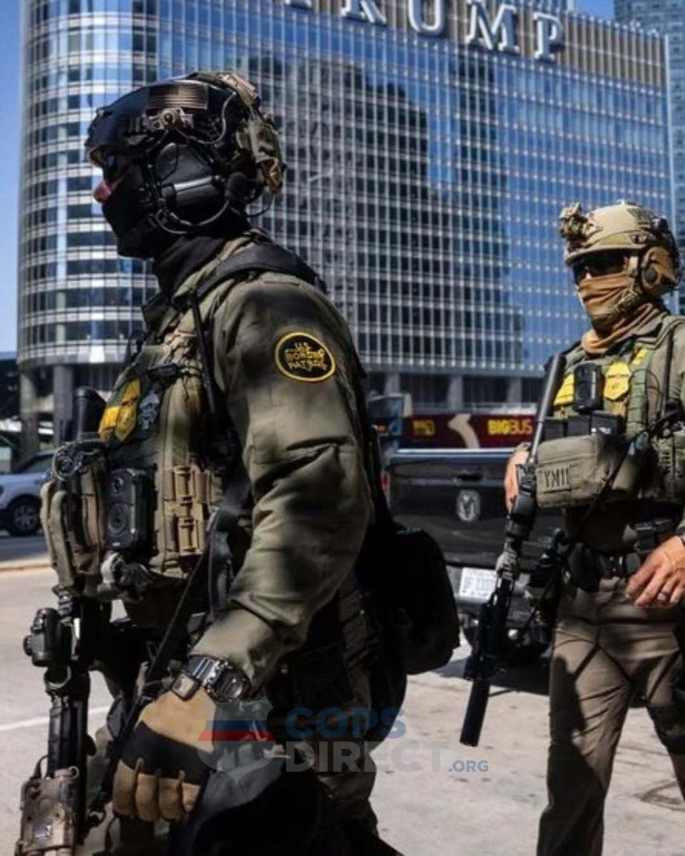 CopsDirect's tweet image. Enforce the law. 

#police #lawenforcementofficer #border #borderpatrol #federalagent