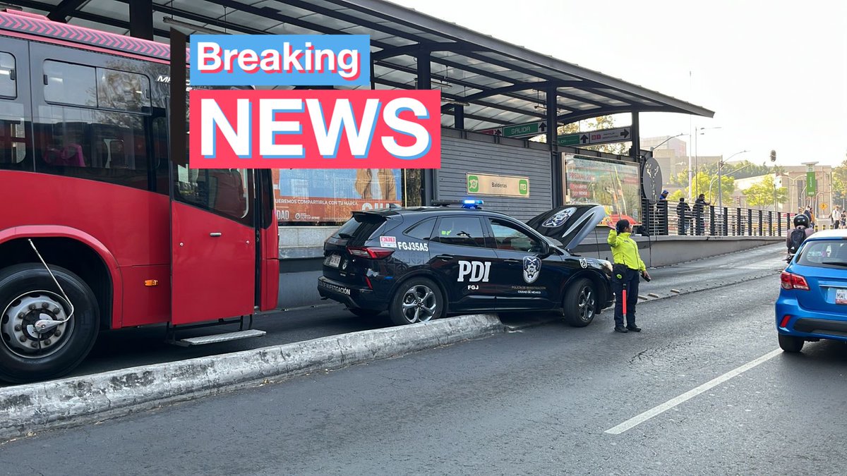 EL CHISTE SE CUENTA SOLO

Así los de <a href="/PDI_FGJCDMX/">Policía de Investigación</a> jugando a ser intocables en la Línea 3 del #Metrobús #Balderas.

La camioneta de la <a href="/FiscaliaCDMX/">Fiscalía CDMX</a> terminó CHOCADA por meterse al carril exclusivo, el mismo que multan y persiguen cuando lo usa un ciudadano común.

Autoridad