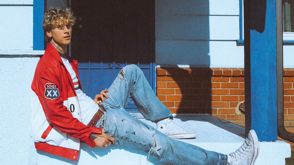 PRESALE IS LIVE! 🚨 Grab your tickets now for <a href="/machinegunkelly/">13</a>'s The Lost Americana Tour at Morton Amphitheater on June 23! With special guests <a href="/wizkhalifa/">Wiz Khalifa</a> &amp; Emo Nite. Use code UPSTREAM for access 🎟️ livemu.sc/4qBiZ3c

See you there. 🤩