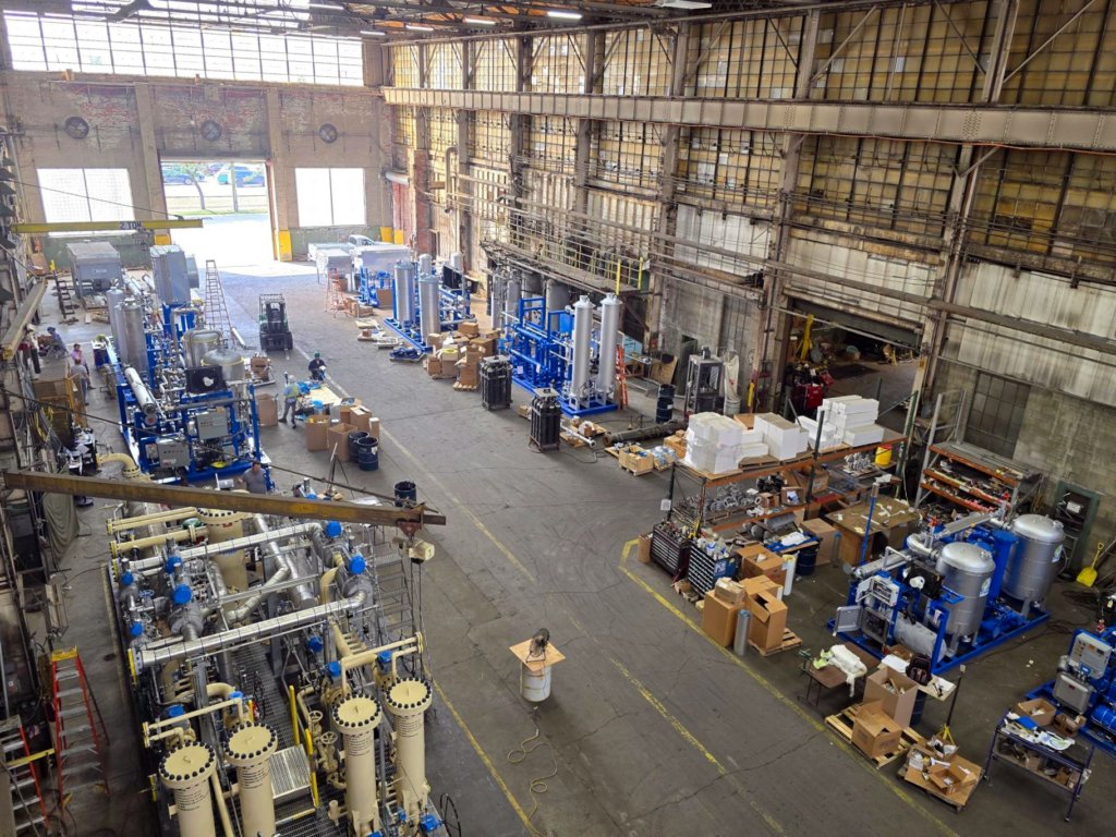 PSBIndustries's tweet photo. PSB Industries maintains “U”, “UM”, “S”, and “R” stamps for complete #manufacturing of equipment for air separation, refining, fuel gas, and more. Customers gain a trusted partner for #EngineeredSystems for quality assurance in one place. https://t.co/uyAm21DGjx https://t.co/7LIg6849wZ