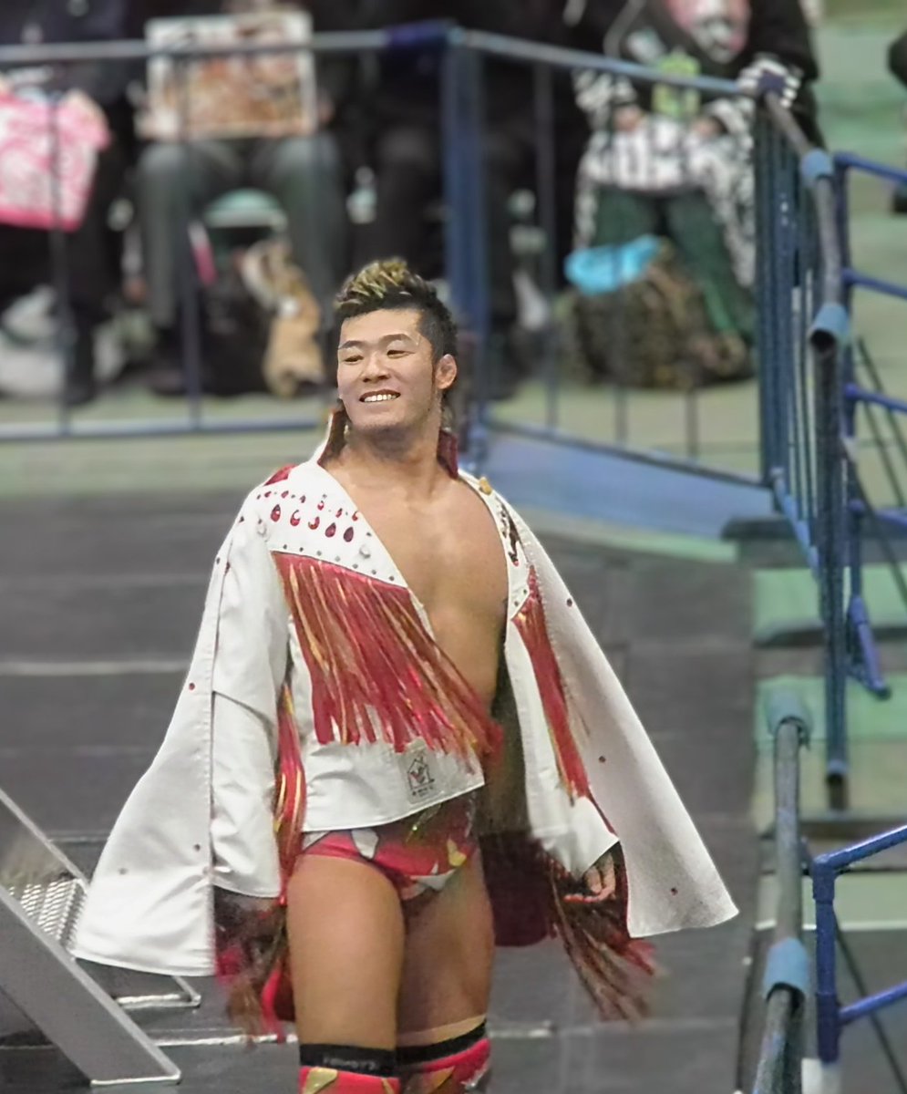 T43119T's tweet photo. 2026 2.7
新日本プロレスリング
タケダハムはびきのコロシアム
上村優也選手入場
#njwp
#njnbg
#上村優也 選手 https://t.co/2sKGNrpynr