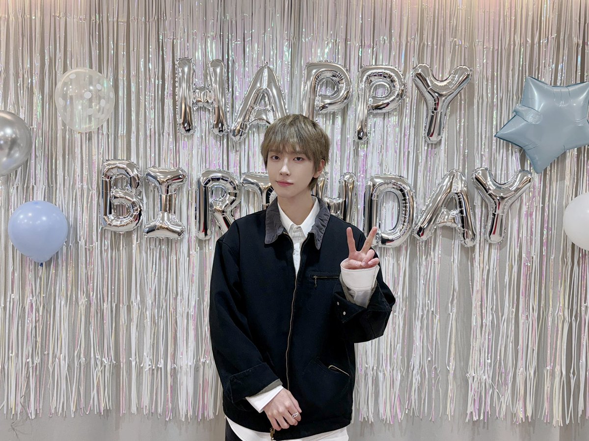 NewBeat_twt's tweet photo. [📸] 
 
260212 NEWBEAT [BIRTHDAY PARTY - Yunhu Jo] MINI BIRTHDAY PARTY EVENT 종료

윤후 왕자의 생일 파티를 함께해 줘서 고마워요ꗯ̤̮
뉴로 공주님들 조심히 들어가요🩵

#NEWBEAT #NBT #뉴비트
#YunhuJo #조윤후
#HAPPYYUNHUDAY
#HBD #HAPPYBIRTHDAY https://t.co/MdKVvpSJ6b