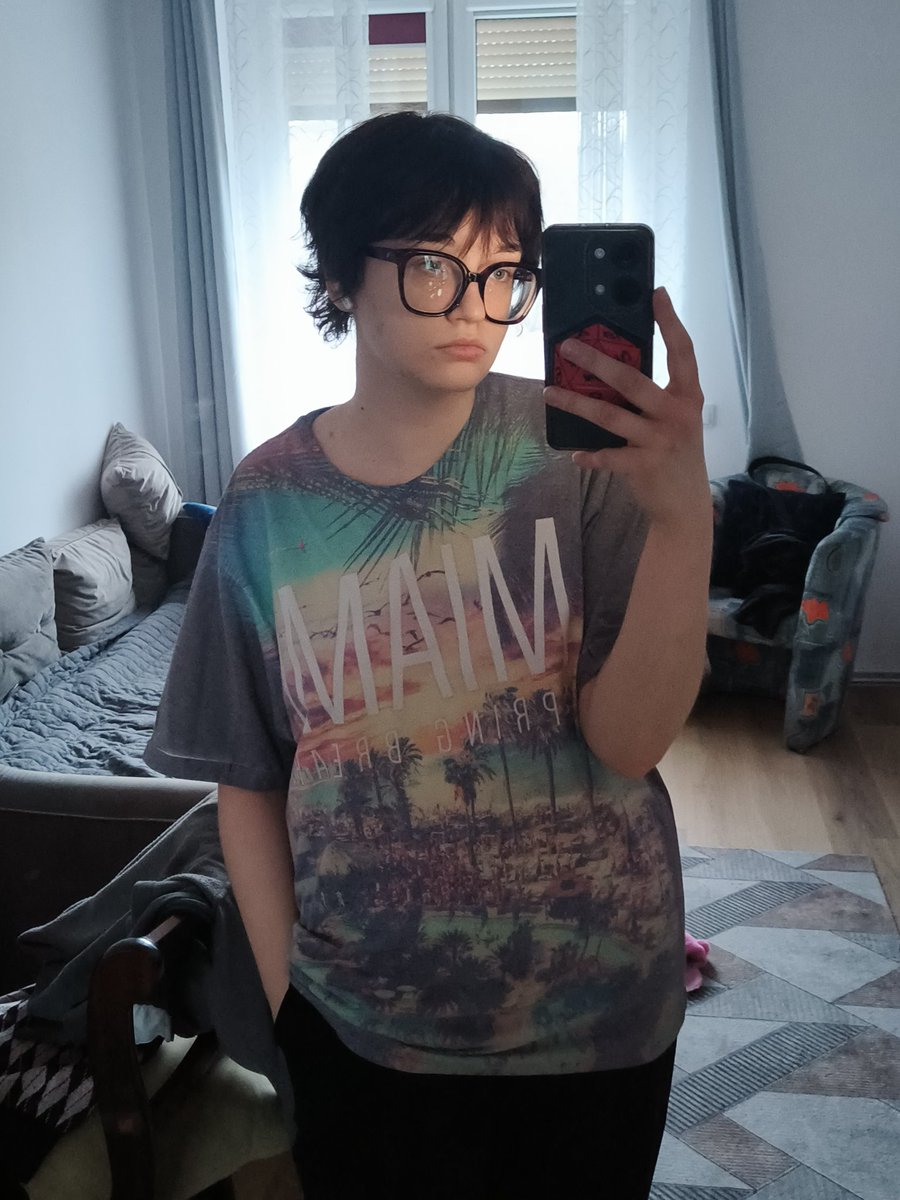 mightyuke's tweet image. i'm feeling boyful in random home clothes yay