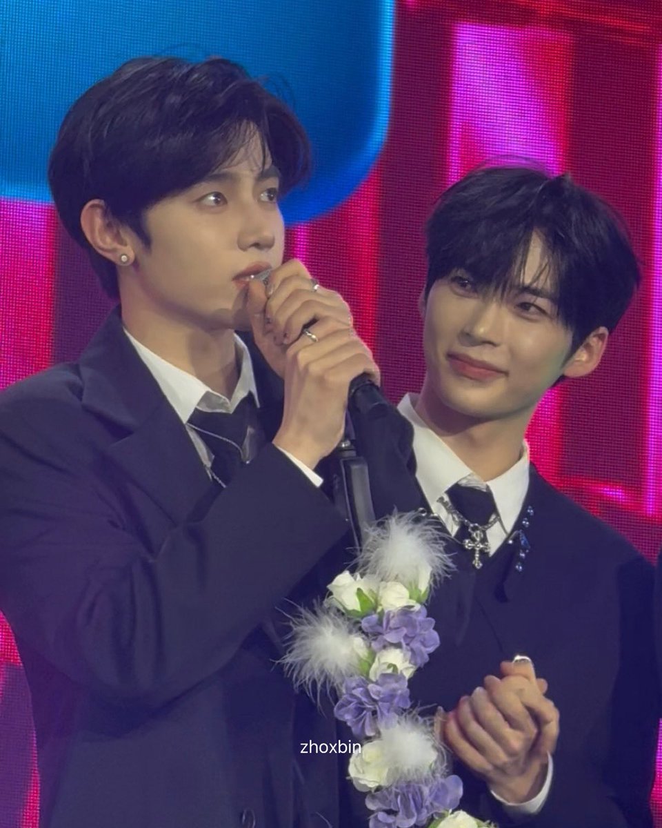 사빠굴 사빠햄 눈빛은 못속이는거겟지