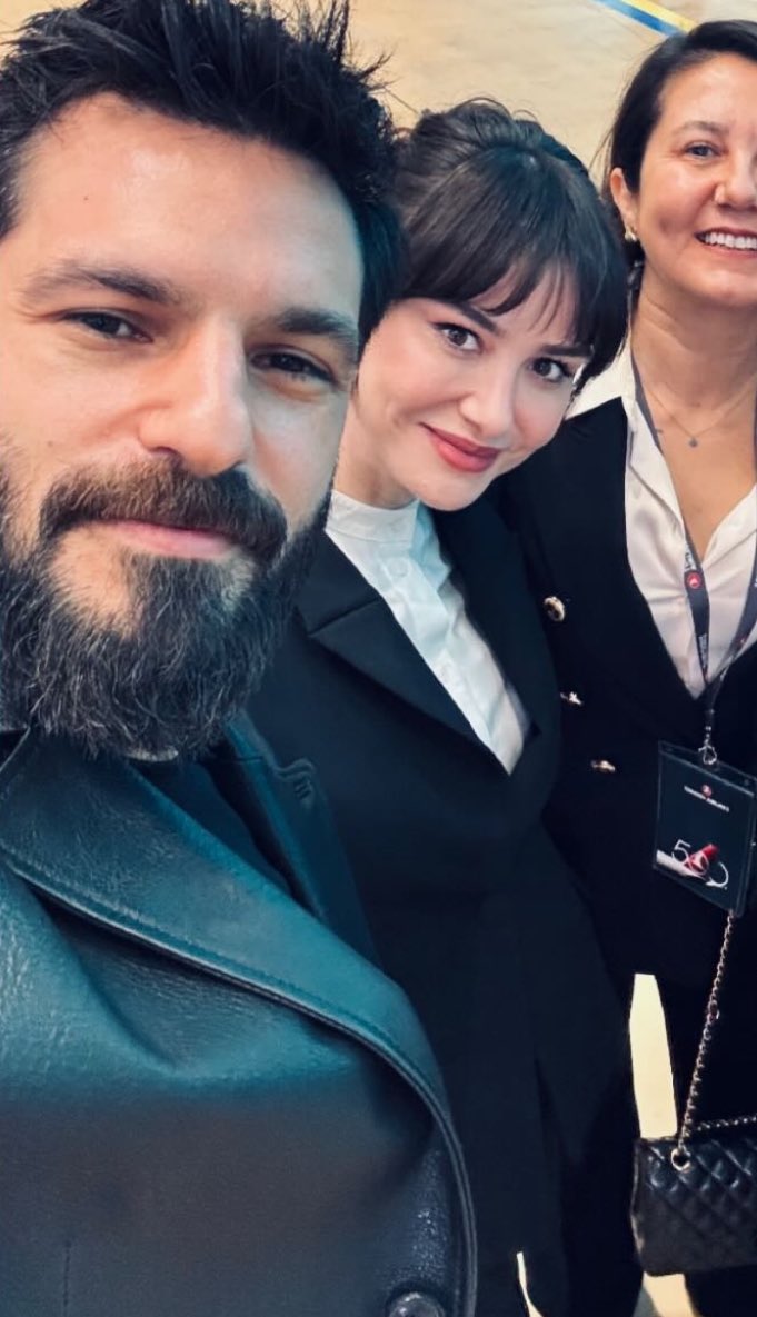nightgurel's tweet photo. daha çok özser bir sürü özser istiyorum💘 https://t.co/karsHQTApi