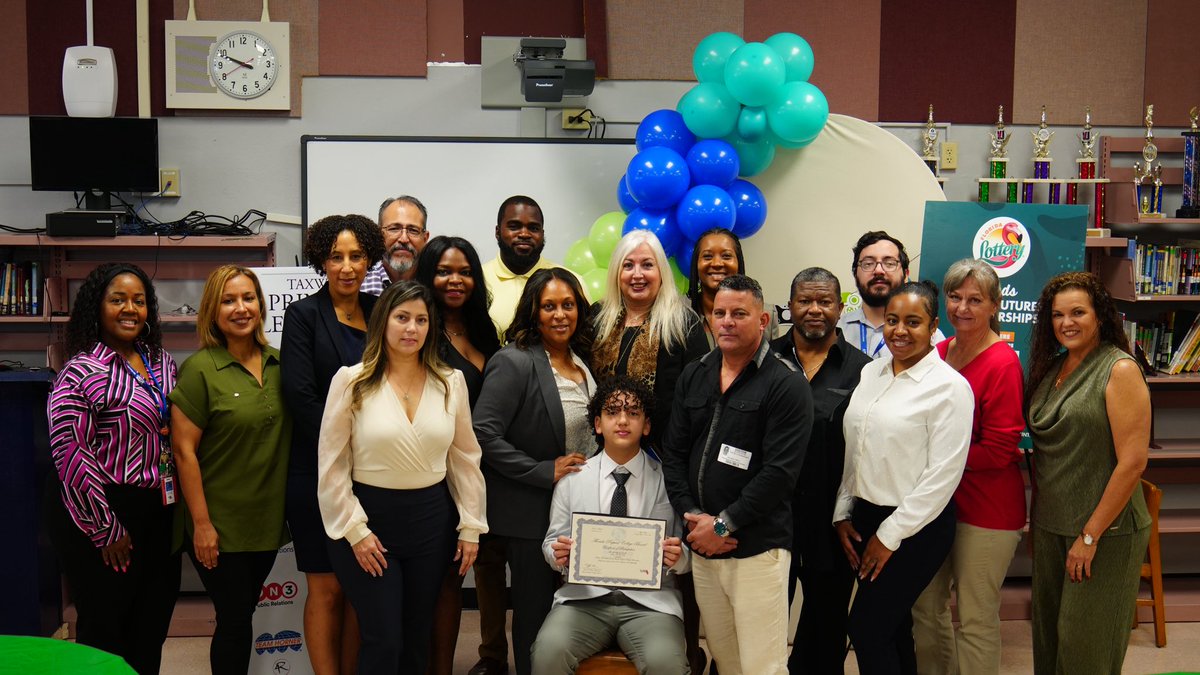 SuptDotres's tweet photo. It’s a double celebration for the @IBPeskoeK8  family! Congratulations to Principal Madelyn Sierra-Hernandez for her @FloridaTaxWatch Principal Leadership Award and to standout student Johny De La Paz for earning a @FloridaPrepaid scholarship. From transformative leadership to bright student futures, this is what makes @MDCPS your best choice!