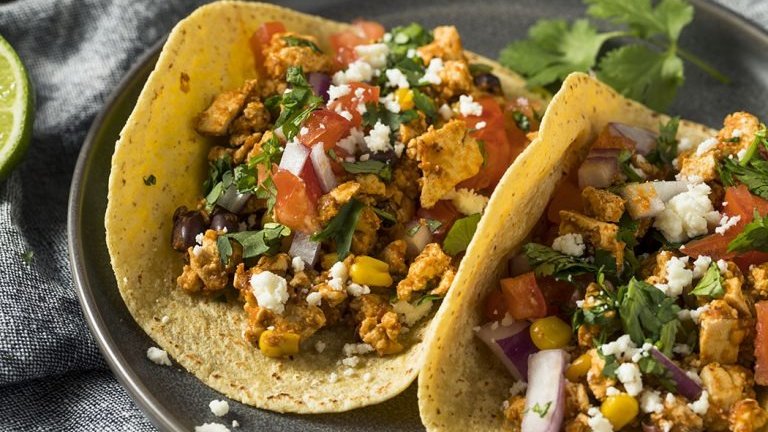 GoodinGrain's tweet image. Switch up your regular taco night and try these spiced tofu and bean tacos. Packed with protein and that classic taco taste! 🌮 🌮 Get the recipe! =&amp;gt; goodineverygrain.ca/2020/06/02/spi… #OntarioGrains #Tofu #Tacos #TacoTuesday