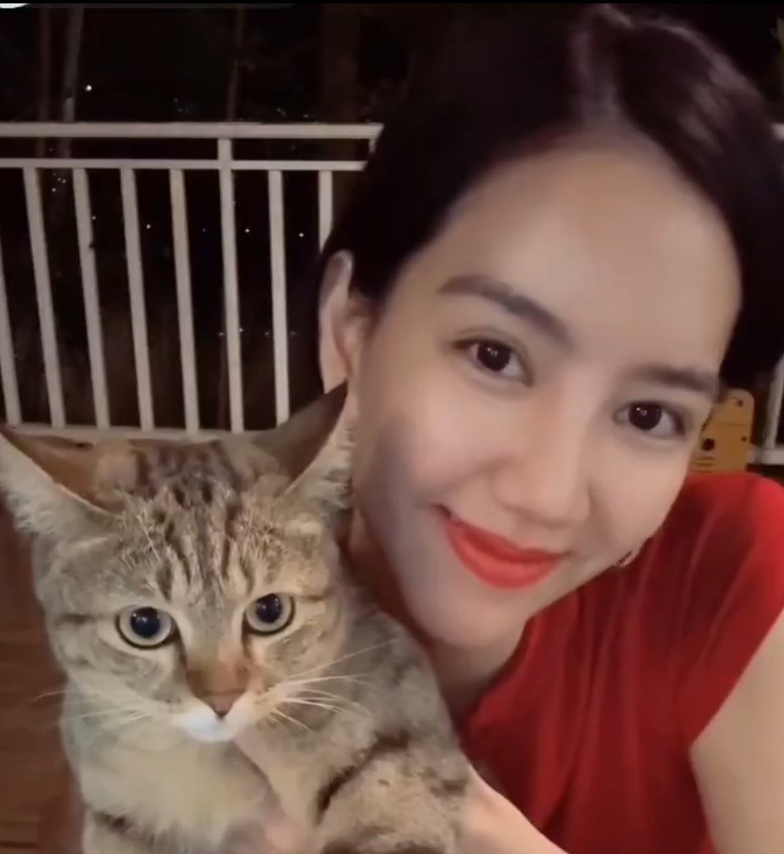 ตาแป๋วเหมือนกันเลย ❣️