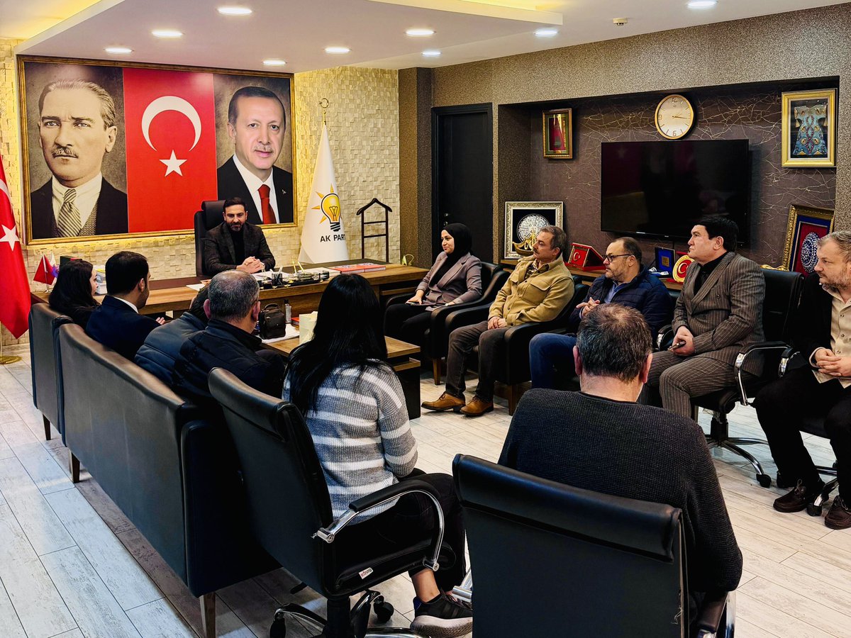 📍 AK Parti Seyhan İlçe Başkanlığımız

MKYK Üyemiz Sayın Fatma Yurduseven’i ilçe binamızda misafir etmekten büyük memnuniyet duyduk.

Teşkilat ruhunu güçlendiren, birlik ve beraberliğimizi pekiştiren bu anlamlı buluşmada; davamıza, hedeflerimize ve Seyhan’ımıza dair verimli