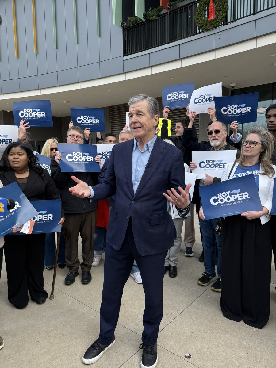 Danielle Battaglia tweet media