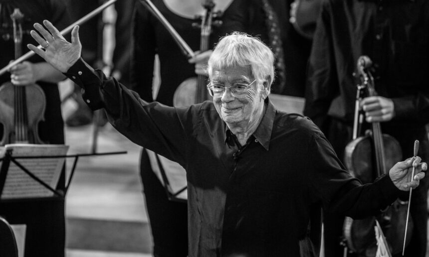 musicfigaro's tweet photo. 訃報 〓 ヘルムート・リリング(92)ドイツの指揮者, バッハ演奏の権威
→ https://t.co/KPaygdmzG7
やっぱり、権威の一人やざ。
#ヘルムート・リリング #HelmuthRilling #訃報 #バッハ演奏 #シュトゥットガルト・バッハ・コレギウム #オレゴン・バッハ音楽祭 https://t.co/GWa4awryyj