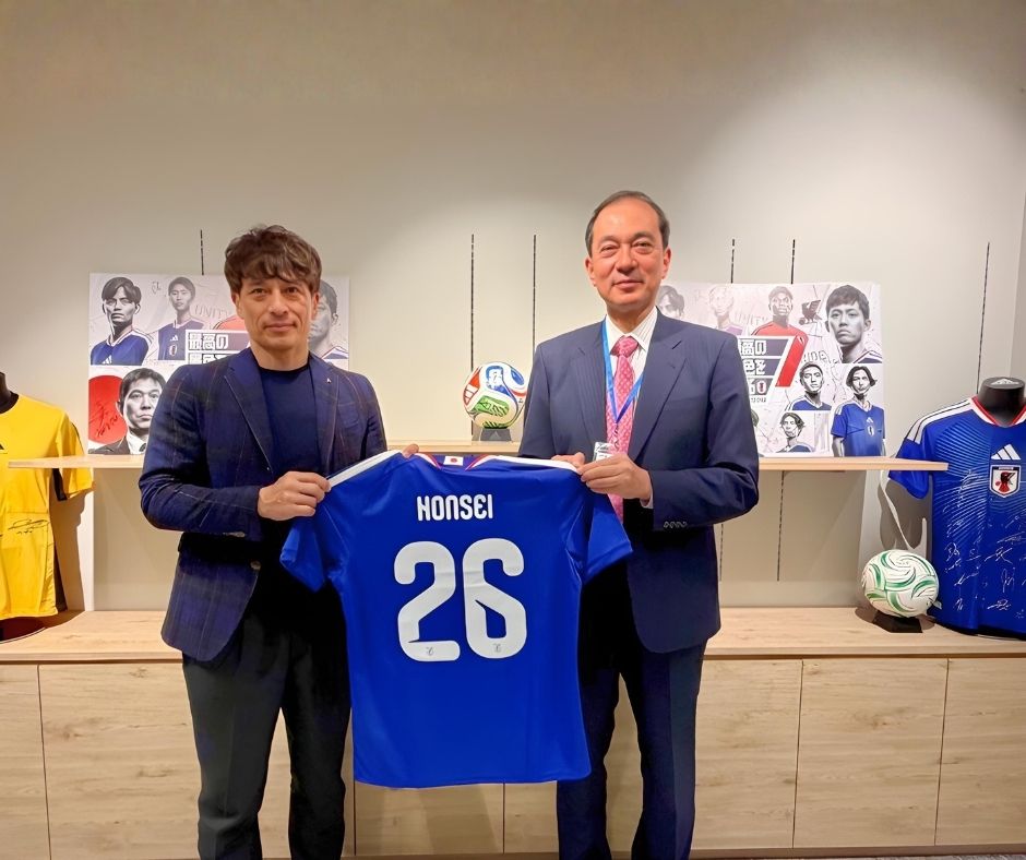 Embajador del Japón en México tweet media