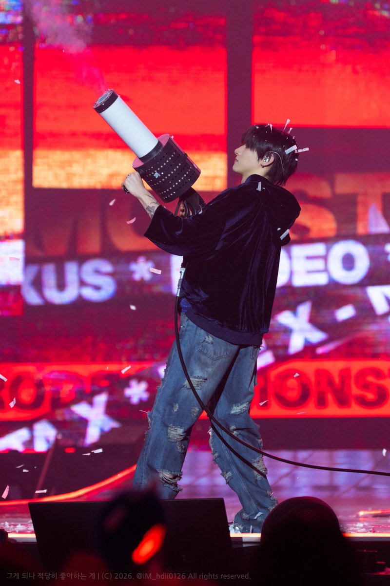 D-541 #창균 

<a href="/OfficialMONSTAX/">몬스타엑스_MONSTA X</a> <a href="/imteamim/">I.M (아이엠)</a> 
#아이엠 #IM #changkyun 
#몬스타엑스 #MONSTAX