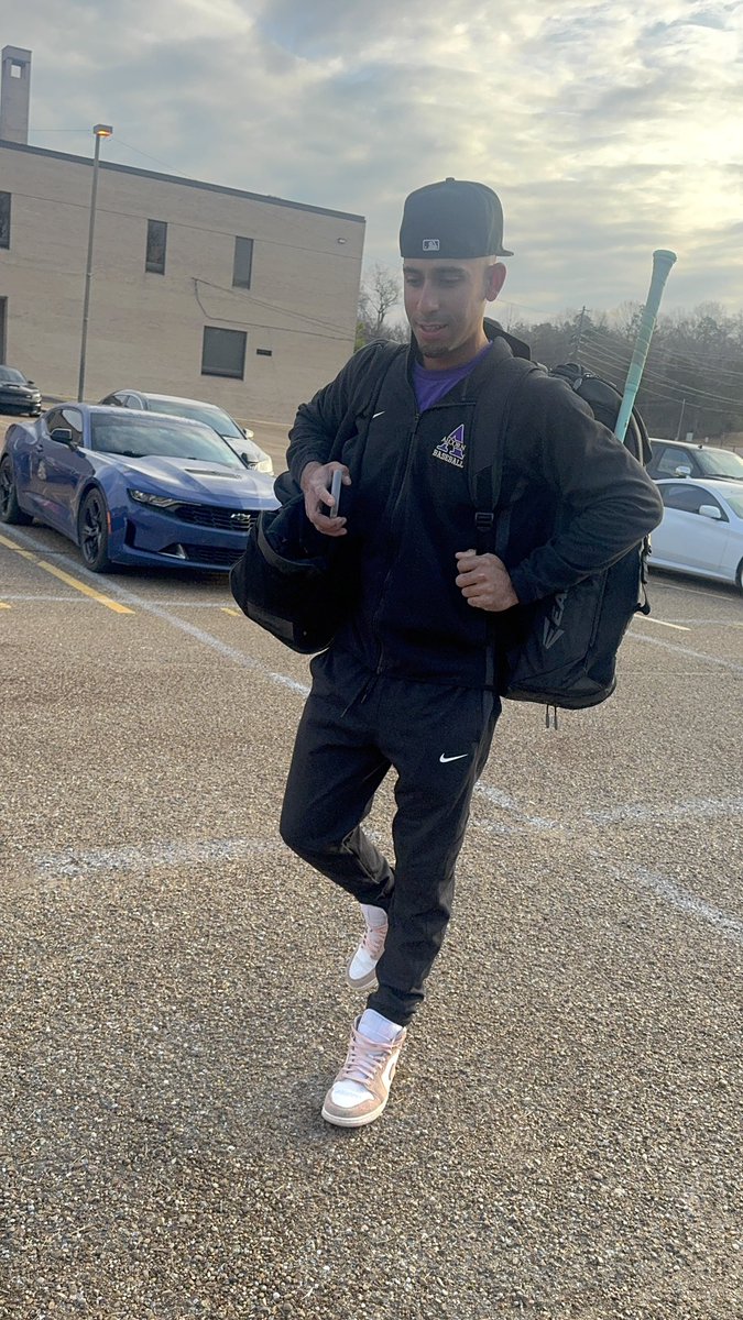 Road Trip’n 🚎
#BRAVEnough