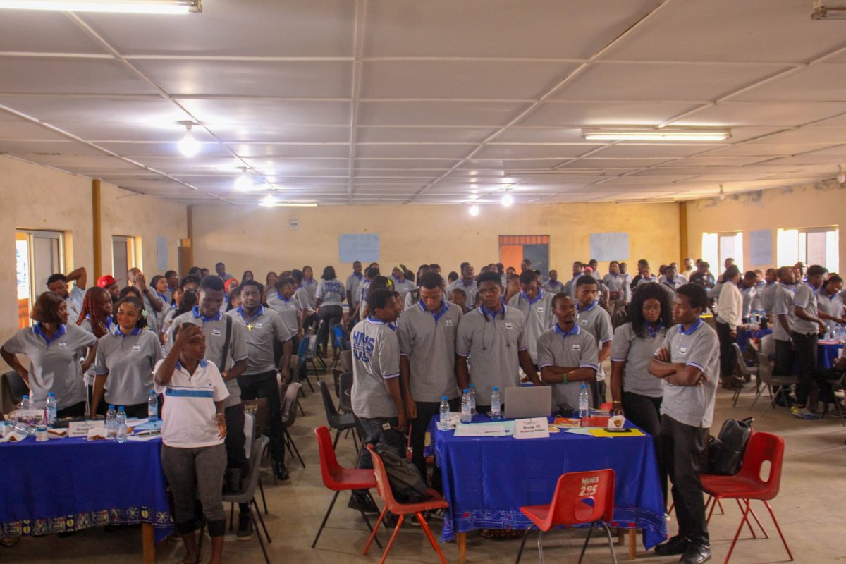 HIMSBUEA2's tweet photo. exercises given by each of the coaches. These practical exercises were meant to widen their understanding of leadership.  These were 8 hours of intense interaction under 8 life and business coaches who took turns to mold, inspire, motivate and shape the participants’ mind set. https://t.co/lkwQ1DifqW