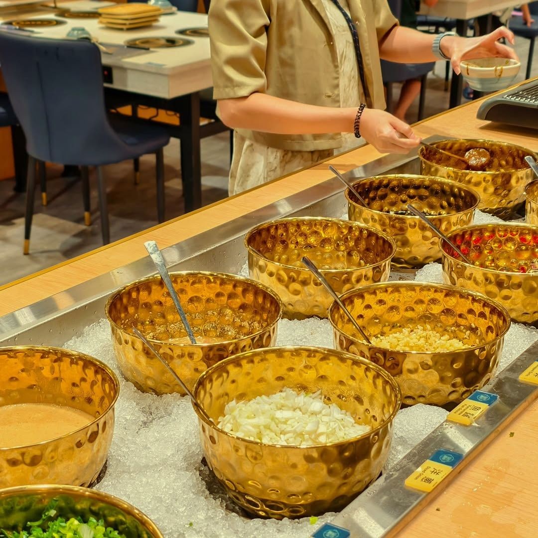 If you need healing today, get some soup dumplings，it's really spicy and satisfying。