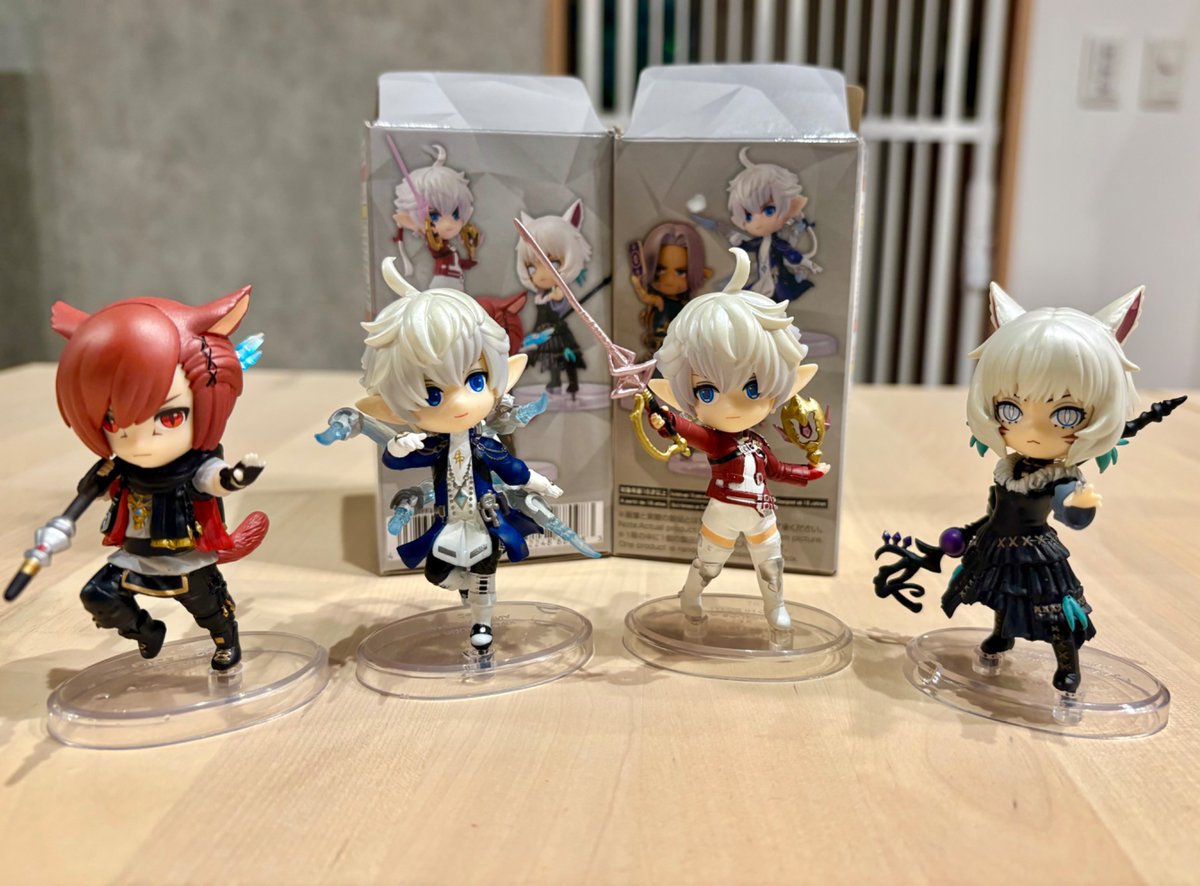 sdevlynnchryx's tweet photo. LOL Squeenix plz!! The figurine quality🤣😭💀 Had to hope for the best and dump them in boiling water. Thank goodness it worked 🙏 https://t.co/oOEVLZRptw