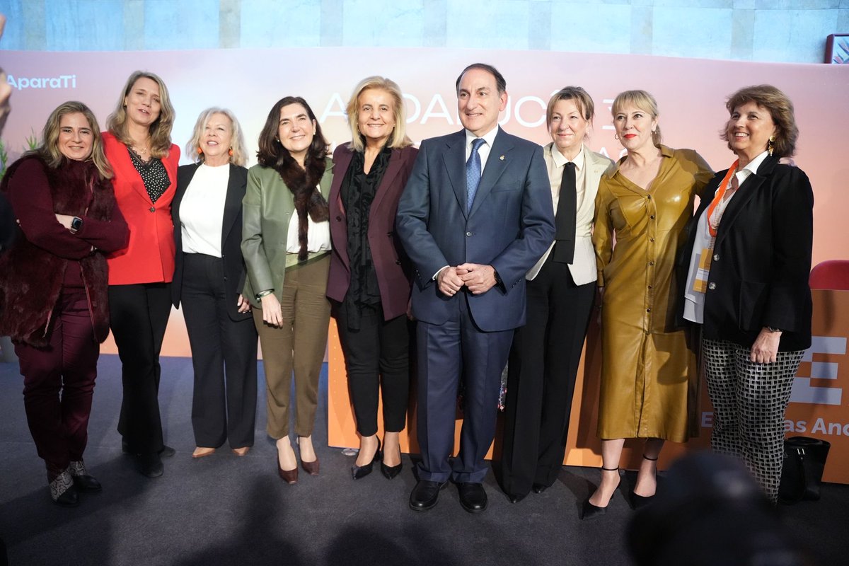 Sin empresas, no hay progreso. En #Andalucía cuentan con nuestro apoyo, respeto y colaboración.

Enhorabuena a Javier González de Lara por seguir liderando la <a href="/CEAes_/">CEA</a>.