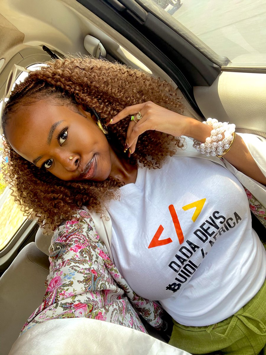 wandiology's tweet photo. I had a great time at #AfricaTechSummit (@AfricaTechSMT)
Very stimulating conversations and ideations all around!
Also repping @DadaDevs always!🤌🏾💛🍀 https://t.co/iEg7bmxp2R